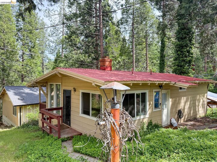 Property Photo:  22888 Highland Dr  CA 95383 