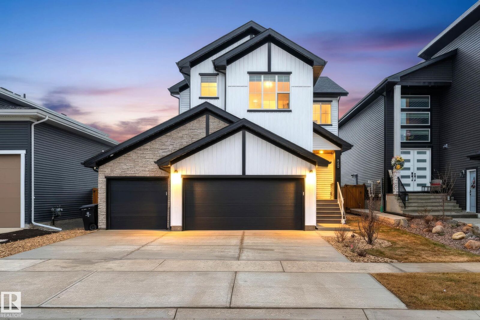 Property Photo:  345 Meadowview Drive  AB T8L 0Y4 