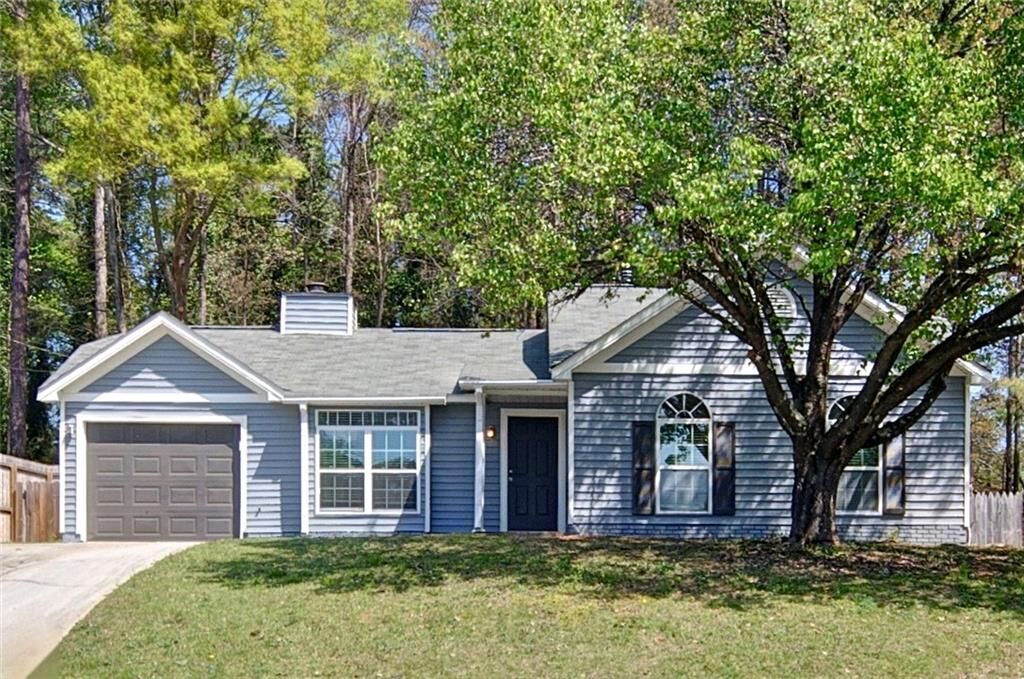 Property Photo:  2665 Ivydale Court SW  GA 30311 