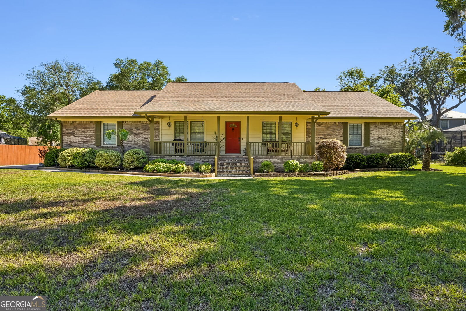 Property Photo:  189 Alexander Court  GA 31558 