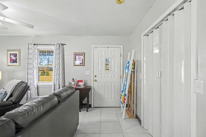 Property Photo:  803 E Barnard Street  GA 30427 