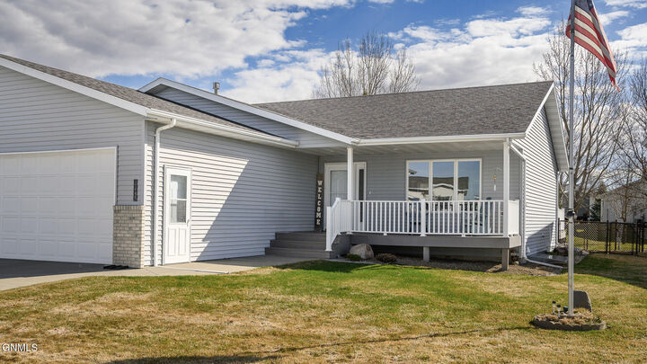 Property Photo:  2245 Lacorte Loop  ND 58503 