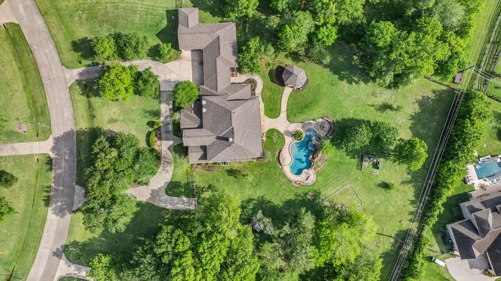Property Photo:  3407 Woodbine Drive  TX 77441 