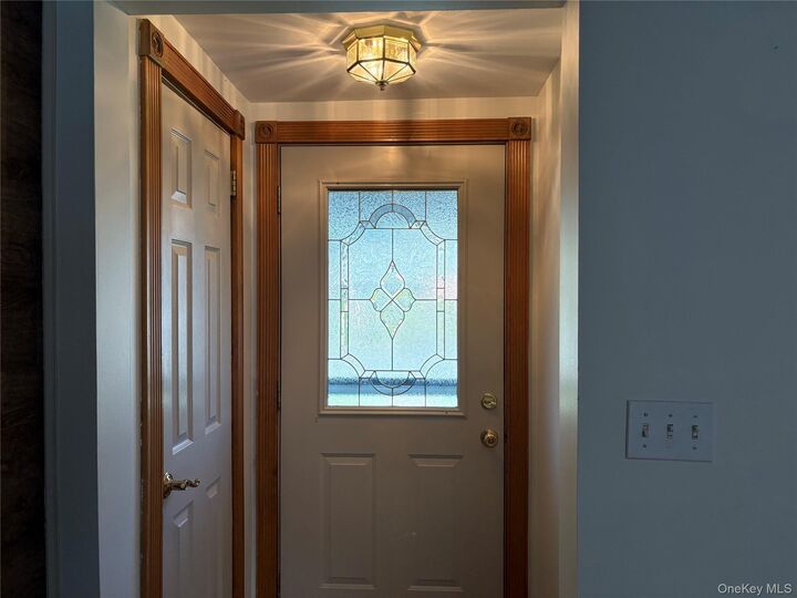 Property Photo:  7 Peck Street  NY 10993 