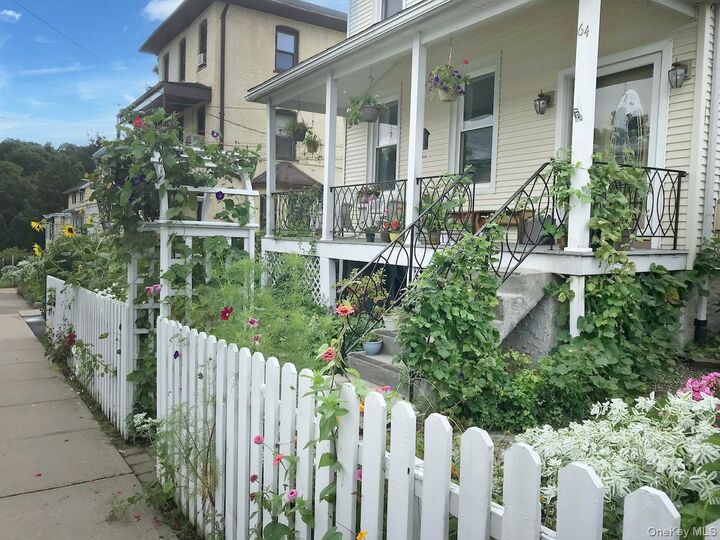 Property Photo:  64 Maple Street  NY 10522 