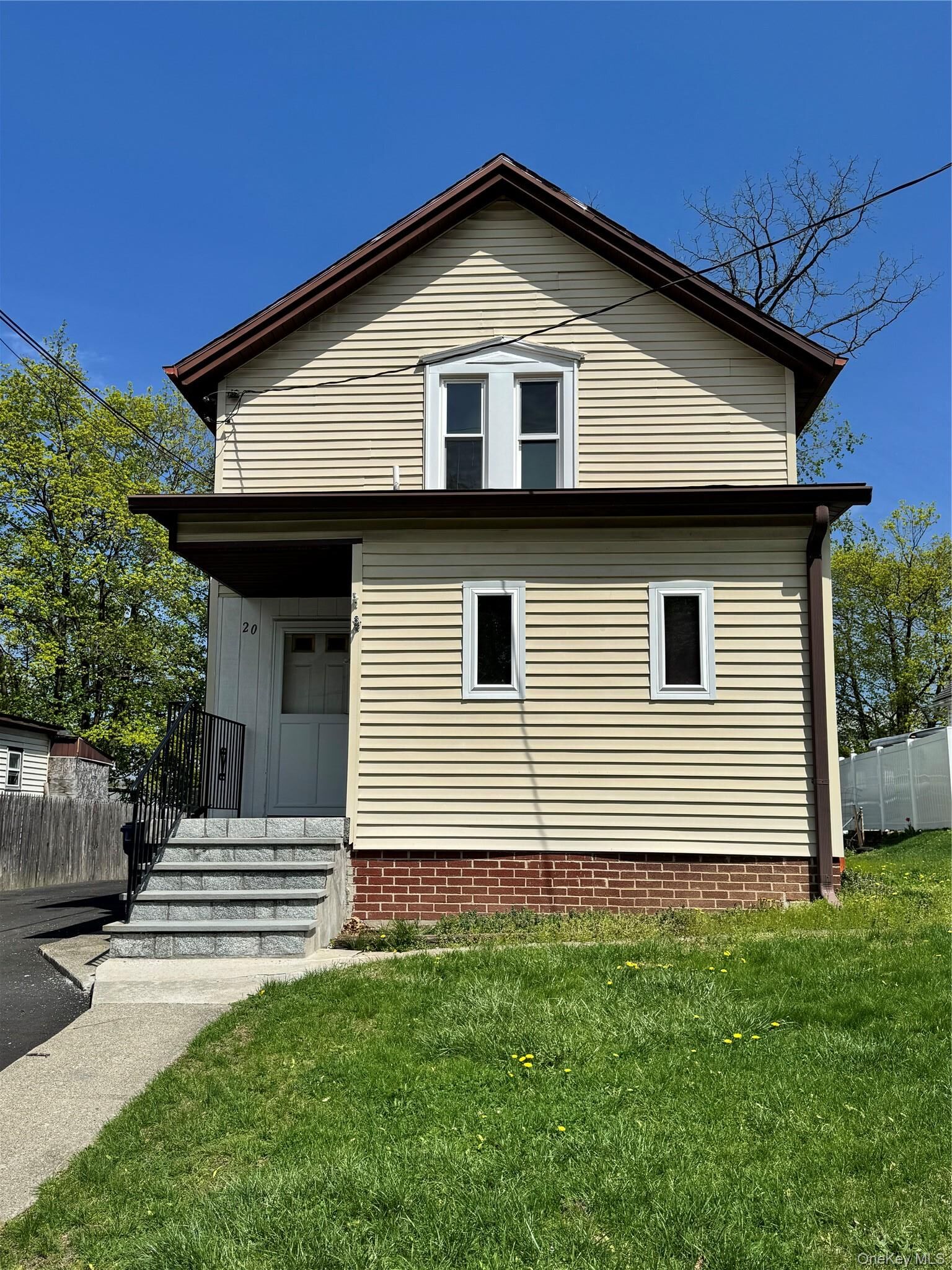 Property Photo:  20 W Academy Street 2  NY 12590 