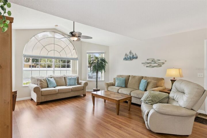 Property Photo:  8707 Knightsbridge Court B  FL 34747 