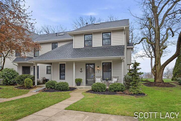 Property Photo:  124 Elizabeth Street  MI 49453 