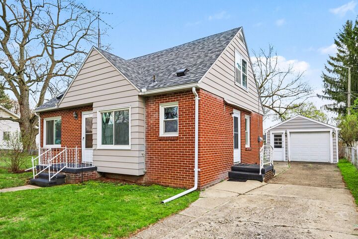 Property Photo:  537 Commonwealth Avenue  MI 49202 