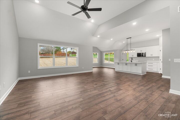 Property Photo: 909 Bainbridge Court IL 60548