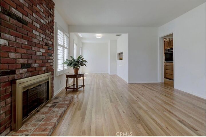 Property Photo:  1835 N Maple  CA 91505 