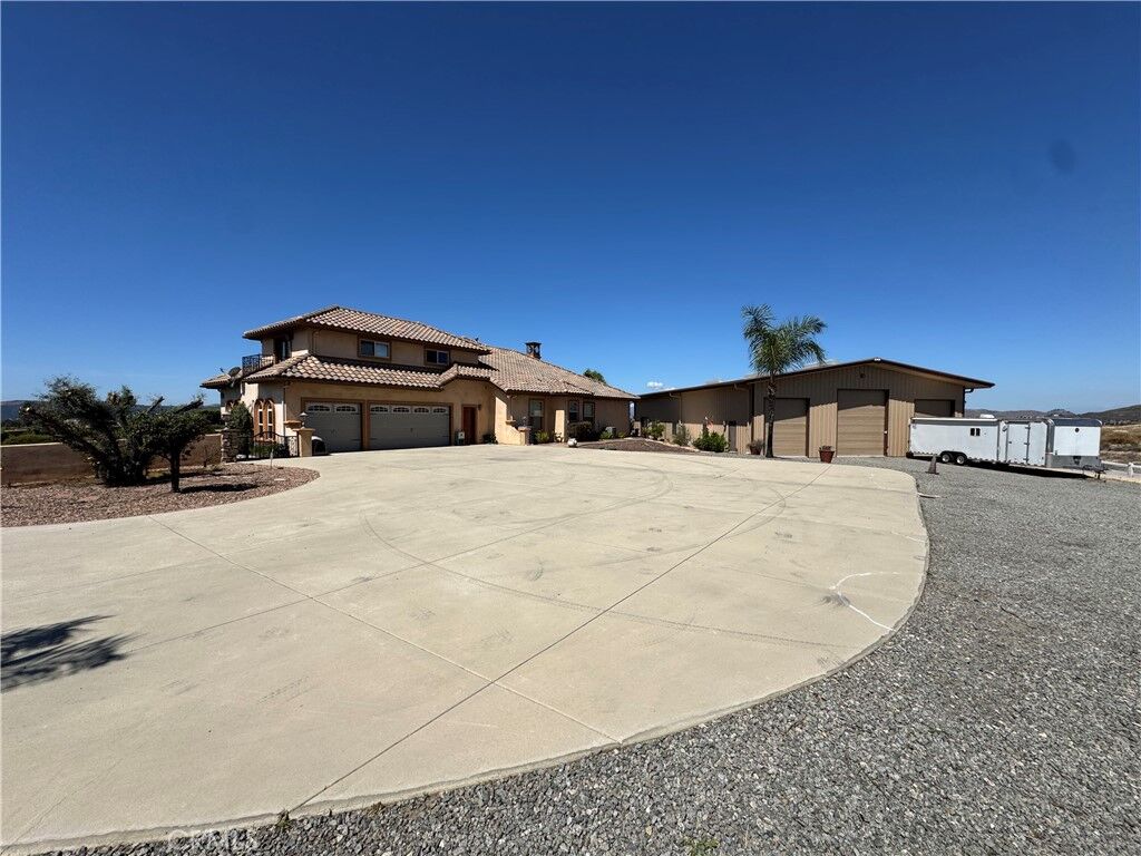 Property Photo: 32032 La Serena CA 92591