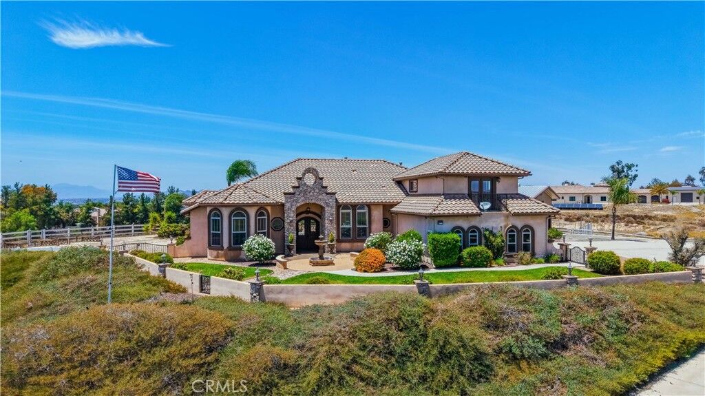 Property Photo:  32032 La Serena  CA 92591 