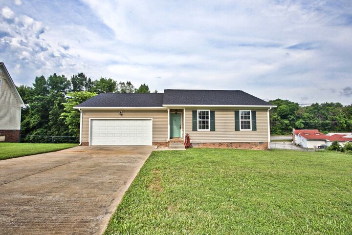 Property Photo:  238 Audrea Ln  TN 37042 