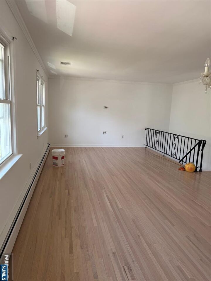 Property Photo:  102 Harcourt Avenue  NJ 07621 