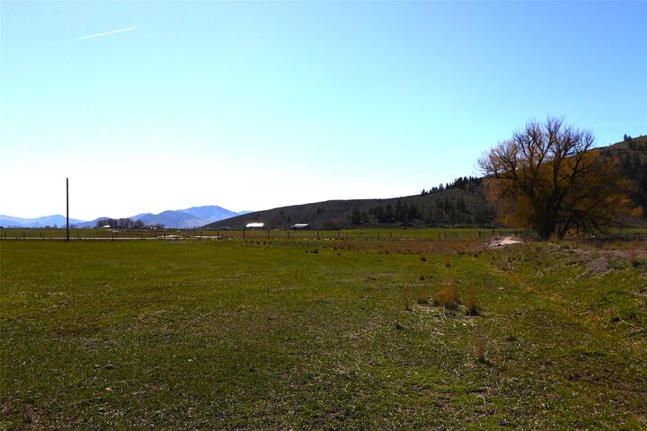 Property Photo:  180 Patton Road  MT 59848 