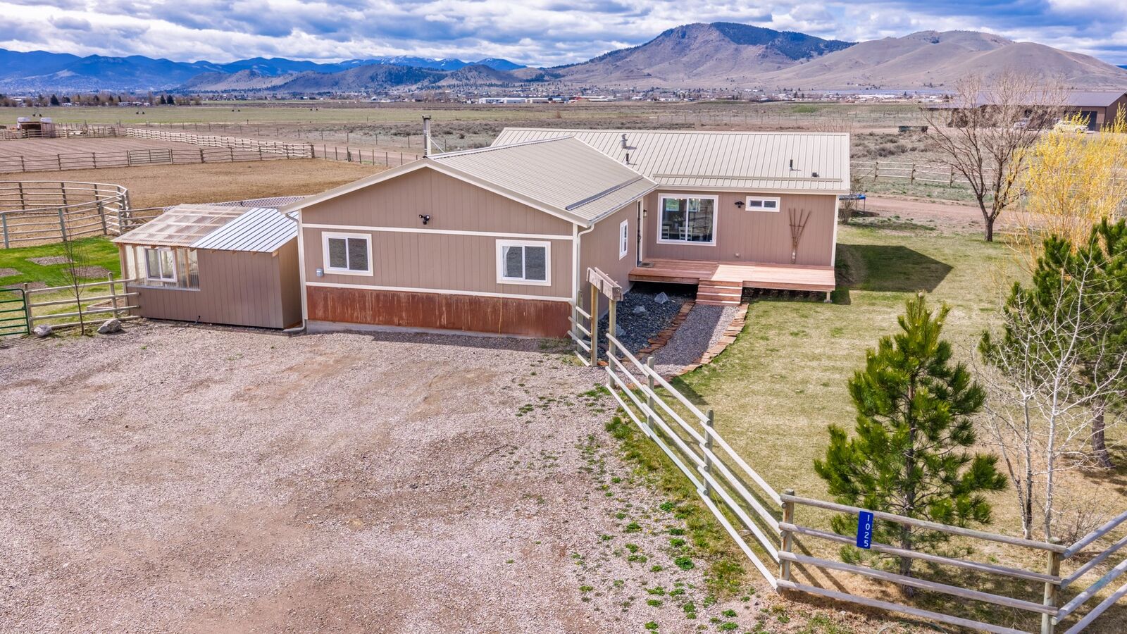 Property Photo:  1025 View Road  MT 59602 