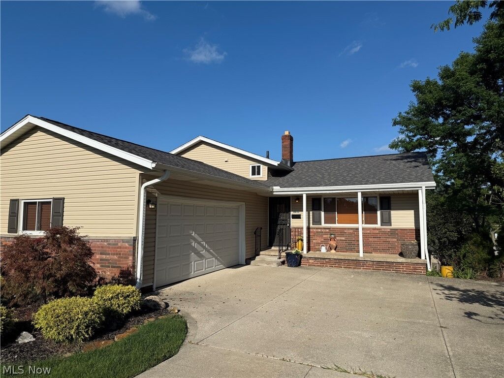 Property Photo: 6033 Sweet Birch Drive OH 44146