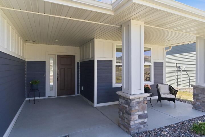 Property Photo:  309 2nd Street SE  MN 55376 