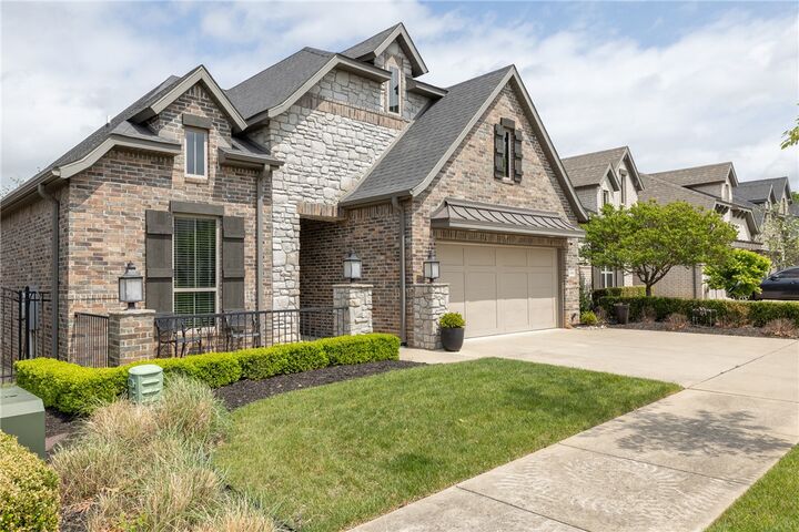 Property Photo:  1364 E Charlee Street  AR 72703 