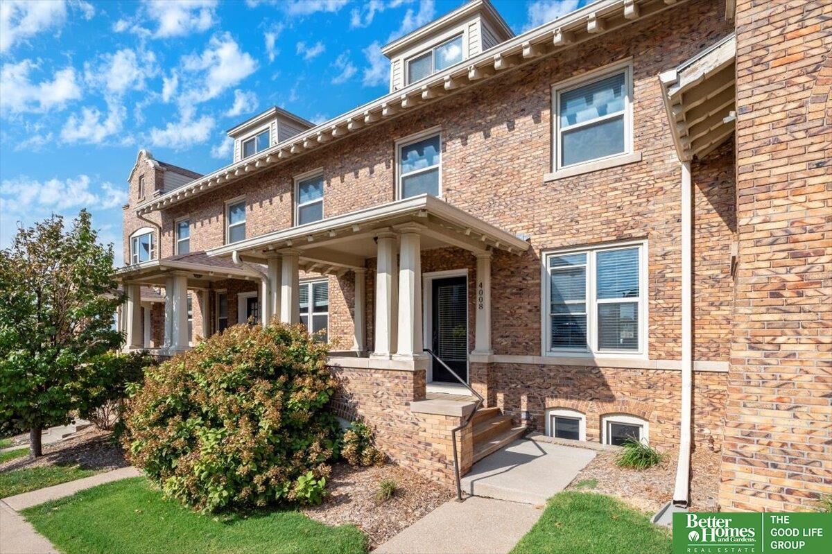 Property Photo:  4008 Harney Street  NE 68131 
