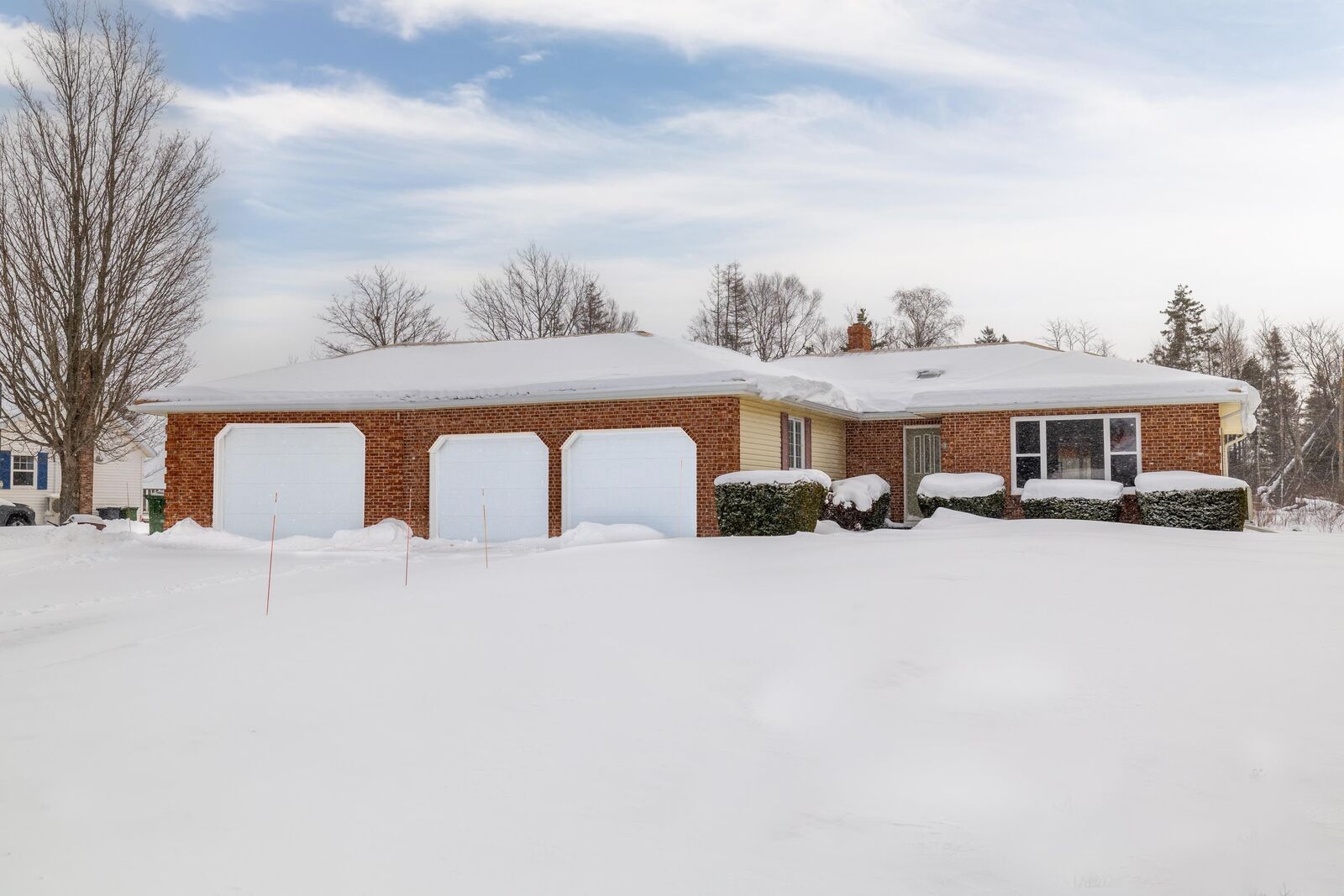 Property Photo:  4 Cudmore Lane  PE C1E 2P8 