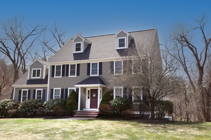 Property Photo:  122 Elm St  MA 01864 