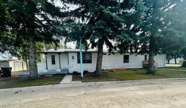 Property Photo:  6205 54 Street 69  AB T4J 1M5 