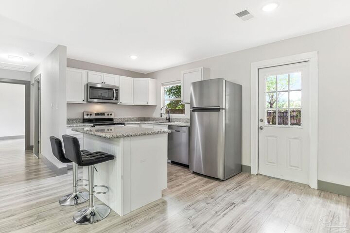 Property Photo:  6407 Skyline Dr  FL 32570 