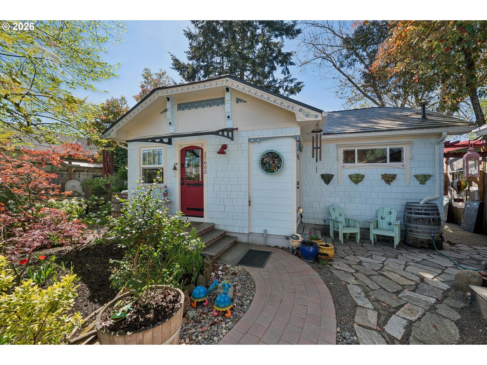 Property Photo:  17605 SE Portland Ave  OR 97267 