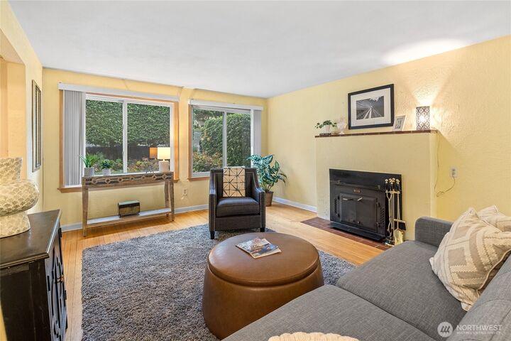 Property Photo:  10850  26th Avenue S  WA 98168 