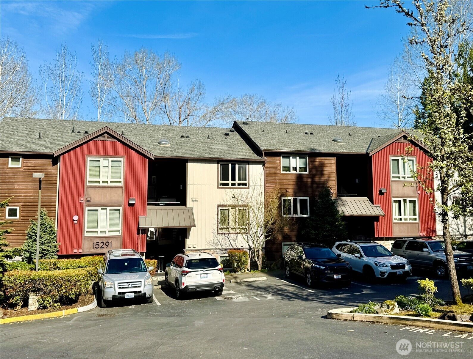 Property Photo:  15291 NE 82nd Street 302  WA 98052 