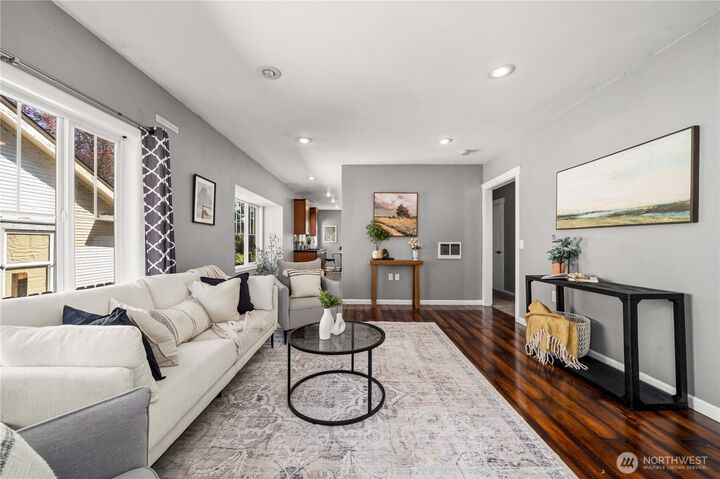 Property Photo:  4633  Park Ave S  WA 98408 