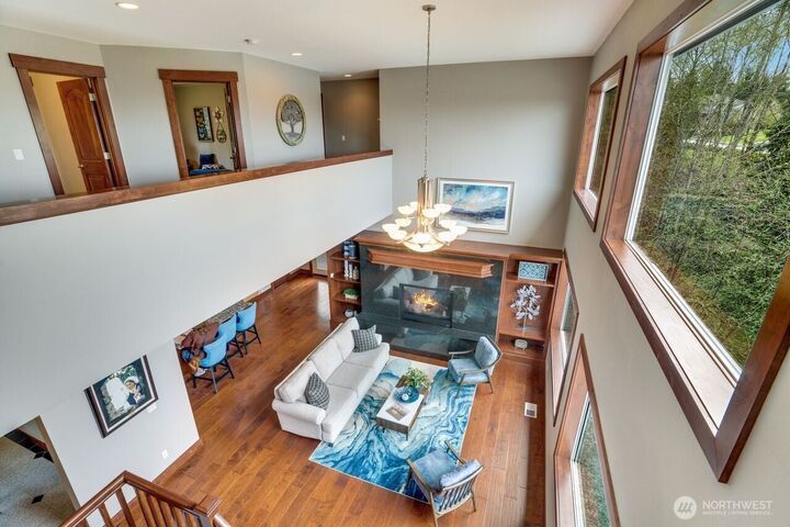 Property Photo:  1401  32nd Street Pl SE  WA 98372 