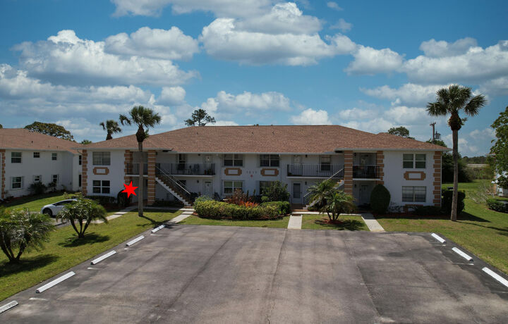 Property Photo:  1217 S Lakes End Drive 1  FL 34982 