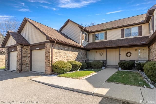 Property Photo:  3756 Heritage Parkway  MI 48124 