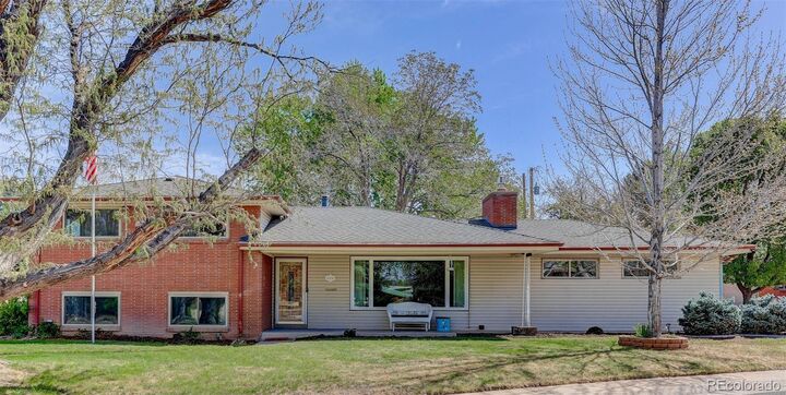 Property Photo:  6106 S Valleyview Street  CO 80120 