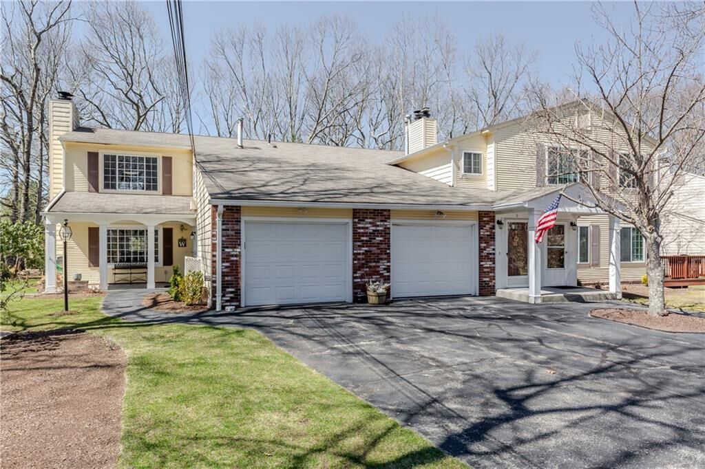 Property Photo:  34 Eagle Run C  RI 02818 
