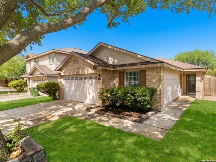 Property Photo:  9107 Laguna Hls  TX 78154 