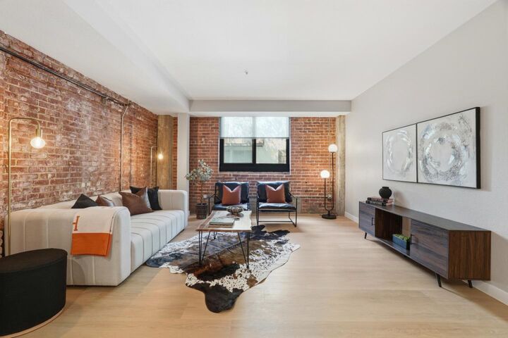 Property Photo:  88 Bush Street 1101  CA 95126 