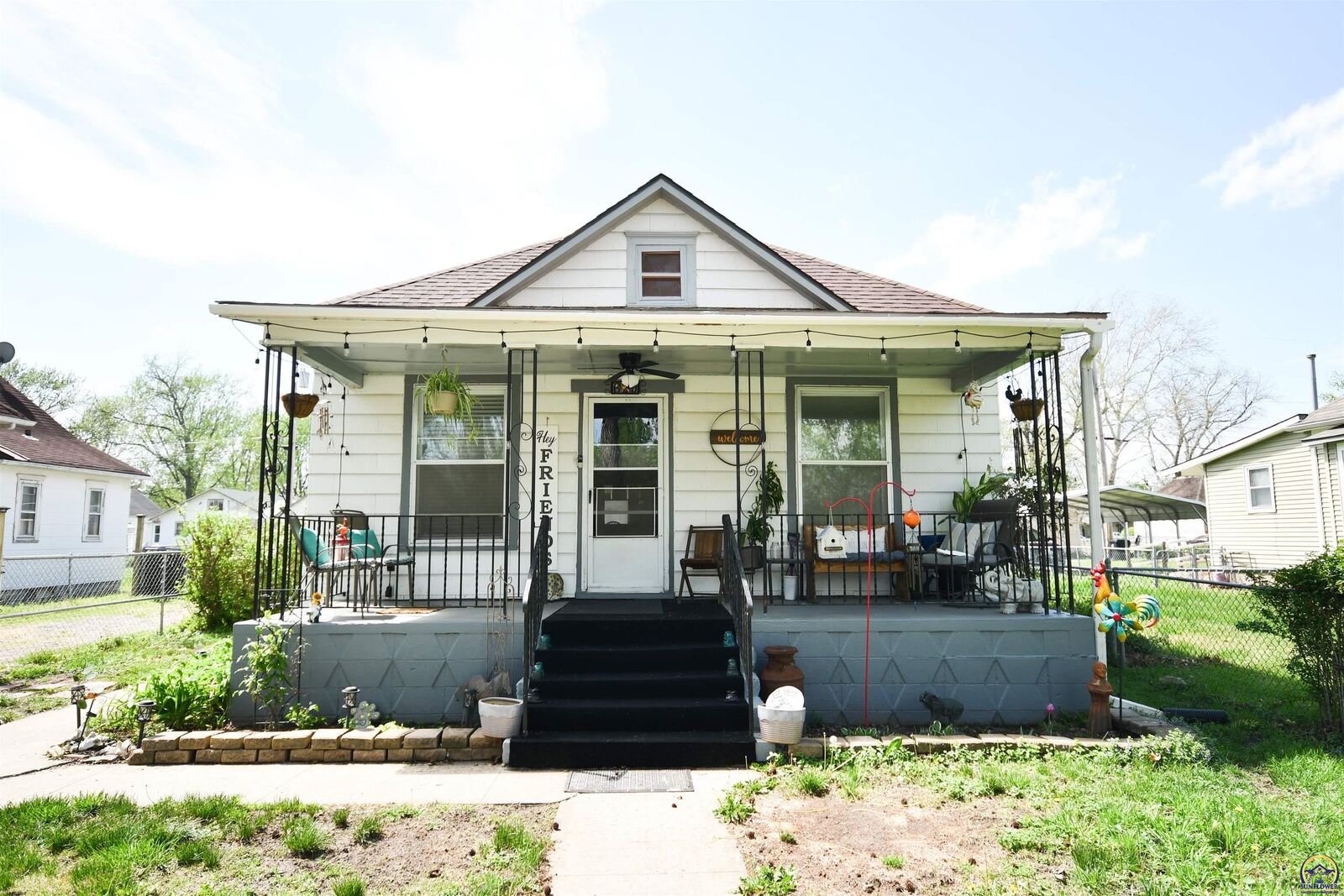 Property Photo:  629 NE Twiss Ave  KS 66616 