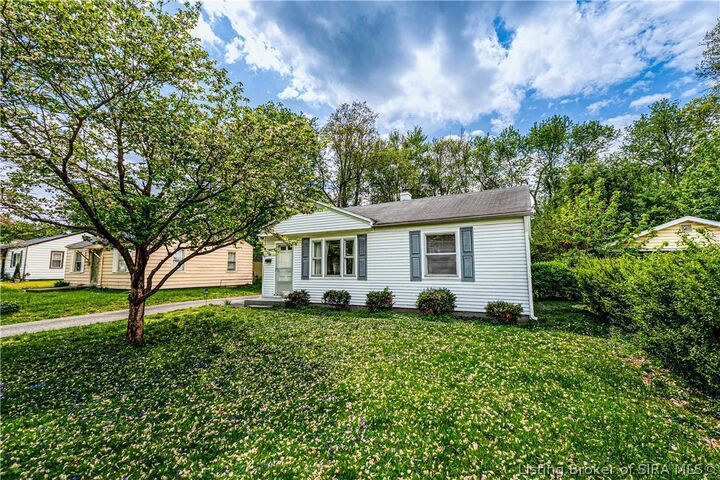 Property Photo:  39 Louise Street  IN 47130 