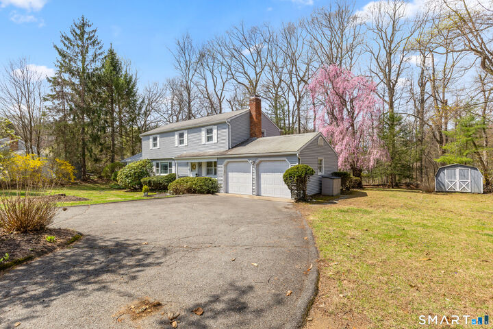 Property Photo:  10 North Hearthstone Drive  CT 06801 