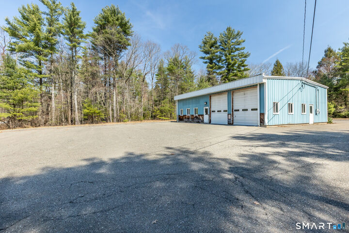 Property Photo:  11 Monson Road  CT 06076 