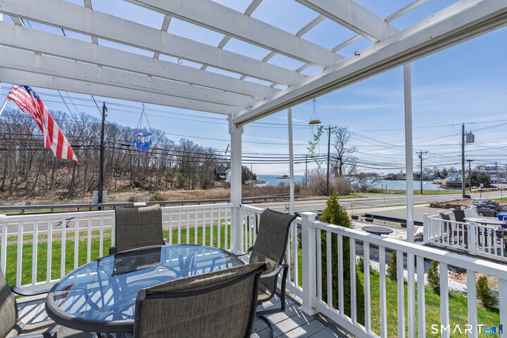 Property Photo:  338 Shore Drive  CT 06405 