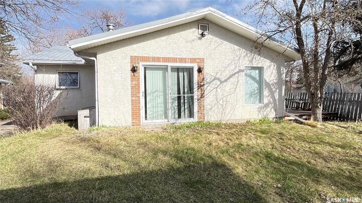 Property Photo:  209 Hood Street  SK S0N 1N0 