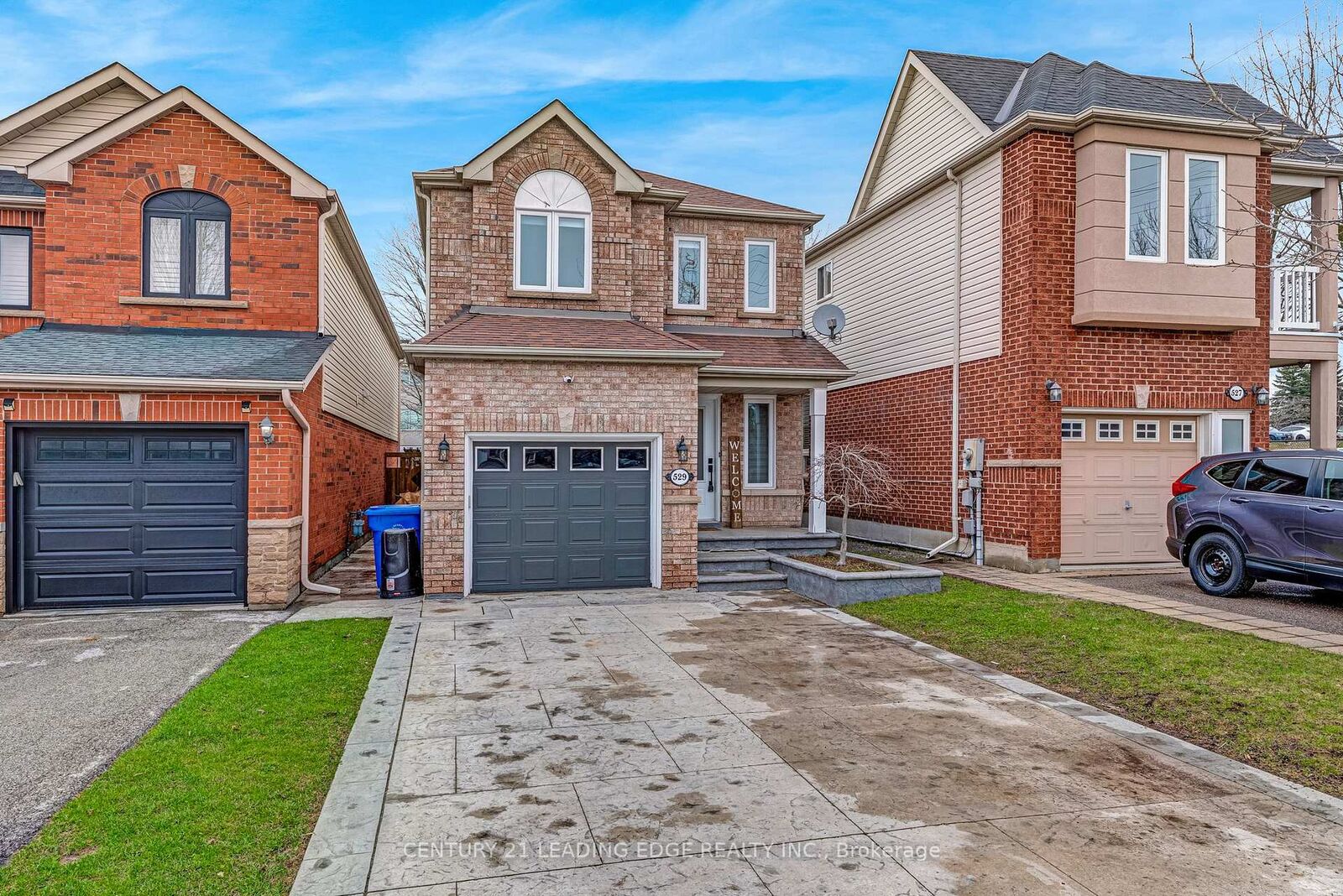 Property Photo:  529 Pelletier Court  ON L3X 2N7 