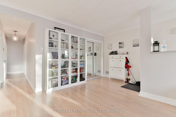 Property Photo:  253 Chine Drive  ON M1M 2L6 