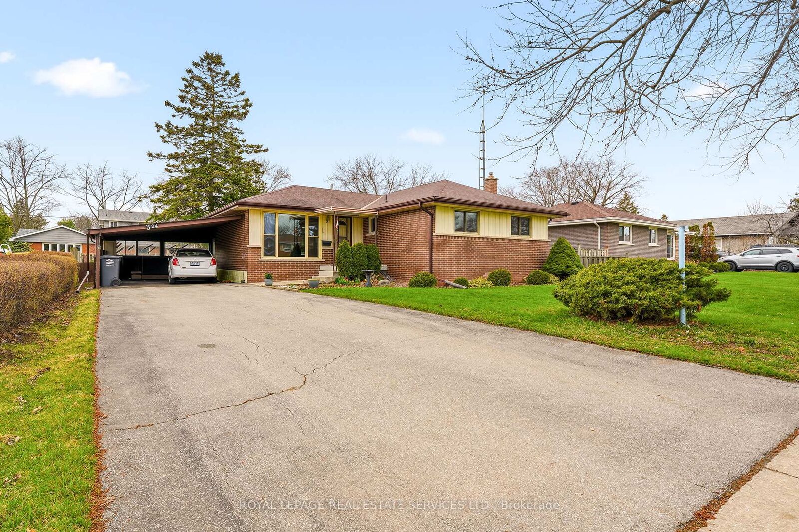 Property Photo: 384 Appleby Line ON L7L 2X8