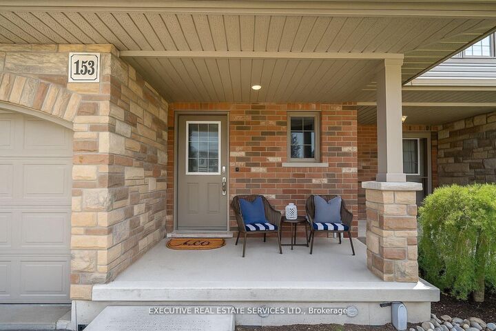 Property Photo: 153 Fairfield Drive ON N5A 6S2